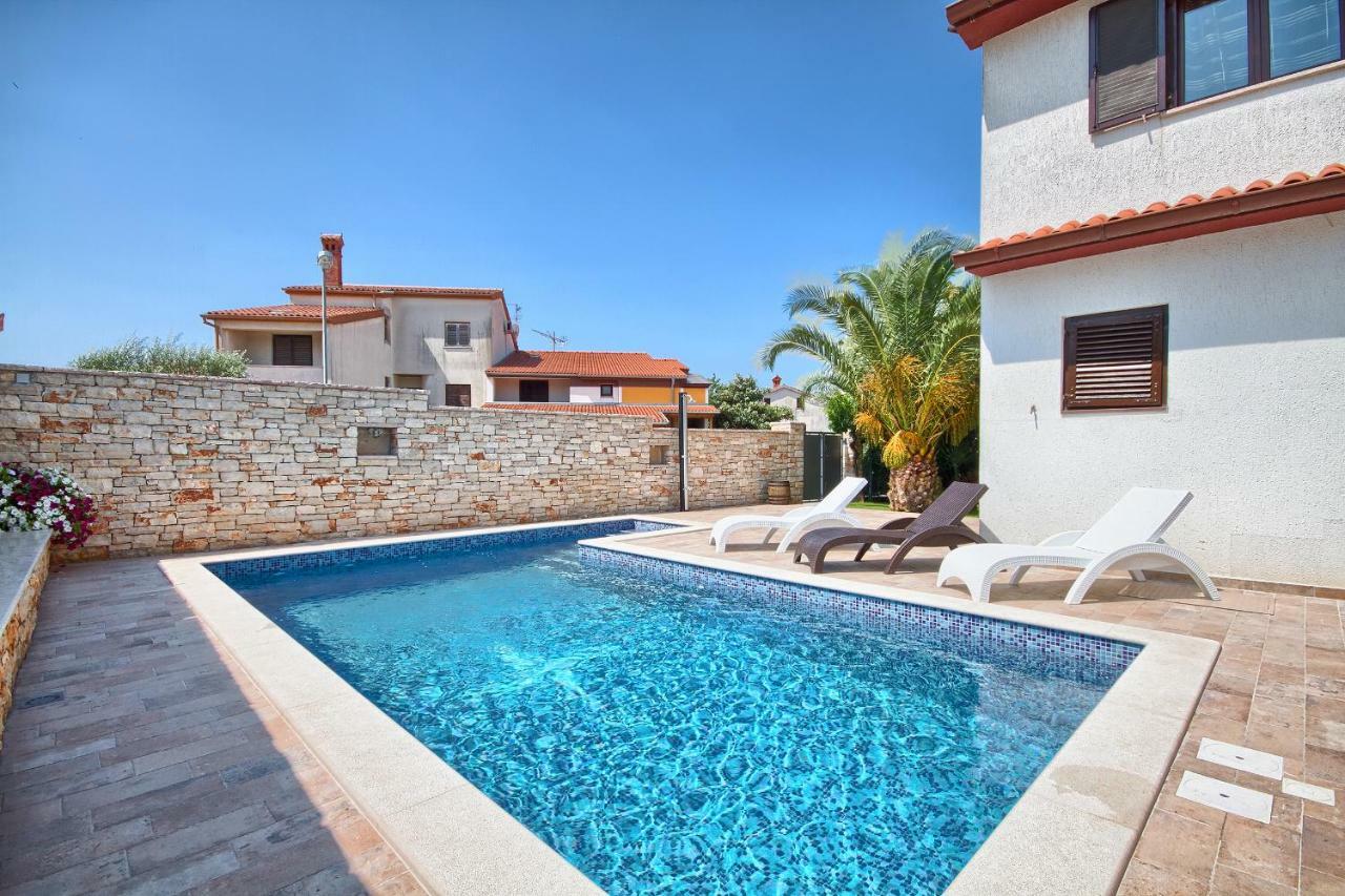 Villa Kascuni Pula Bagian luar foto
